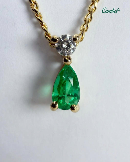 Dije y Cadena Gota imperial 18k y Esmeralda Colombiana