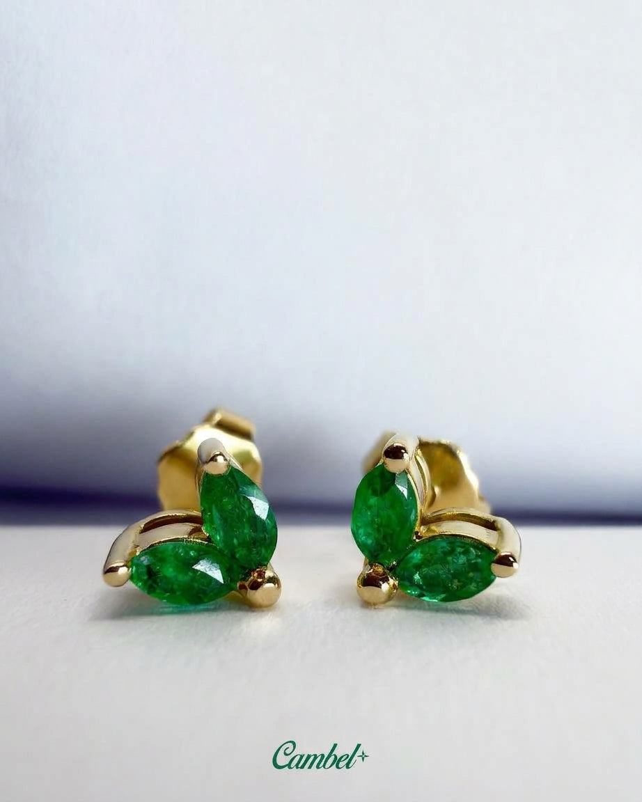 Aretes Mariposa en Oro 18k con Esmeraldas Colombianas Talla Marquise