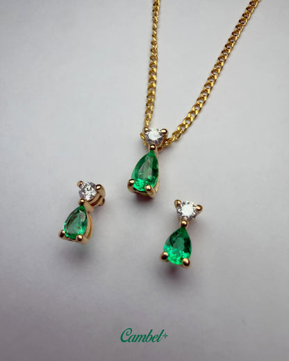Foto de alta joyería: Set gota imperial en oro amarillo de 18k con 3 esmeraldas colombianas y 3 diamantes naturales cambel